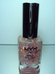 Esmalte Nyx Dreamy Glitter R$ 12,00
